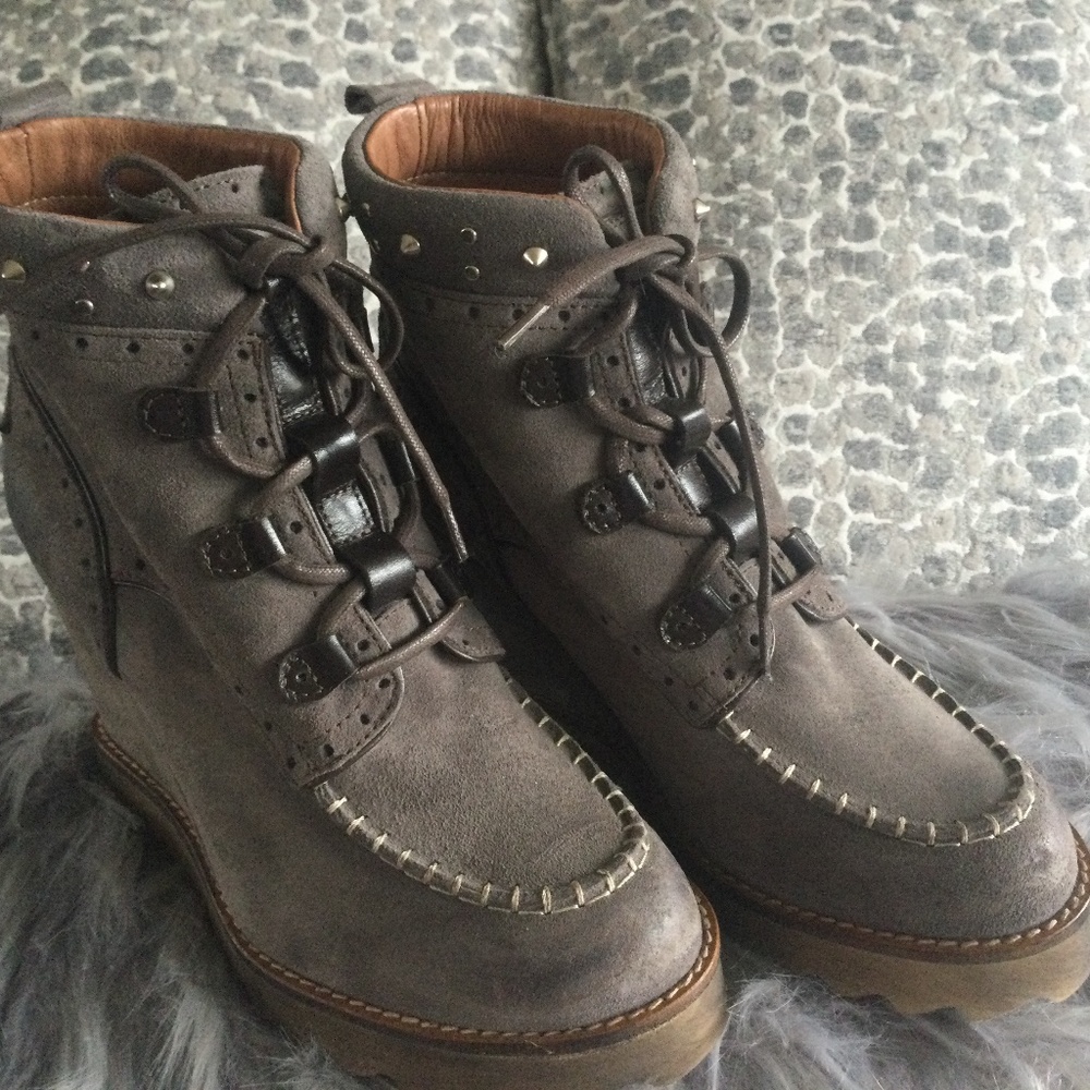 Chocolat Blu Suede Boots